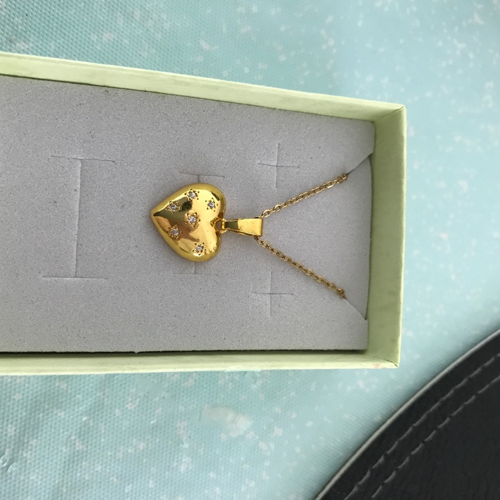 Puffy gold heart necklace - Picture 1 of 1